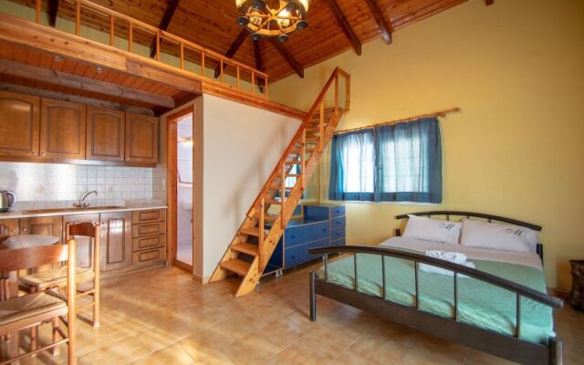 Manthos Beachfront Apts & pool