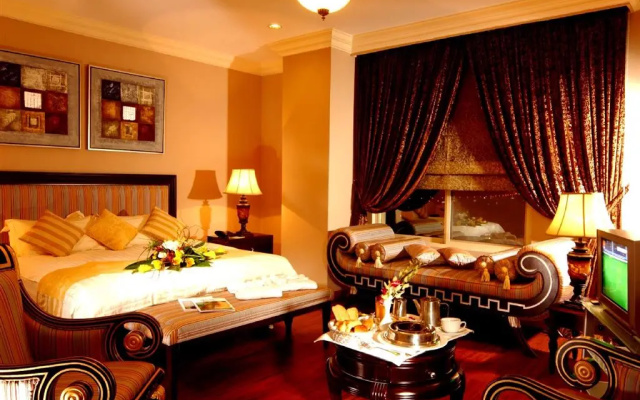 Al Safir Hotel & Tower