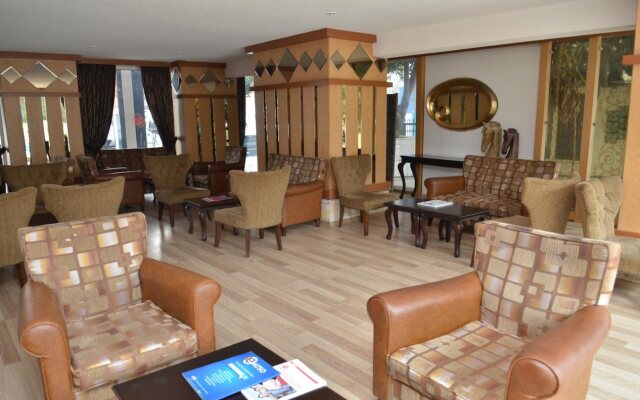 Bulvar Hotel