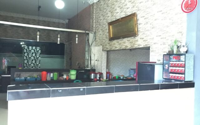 Oyo 1883 Mulia Tiza