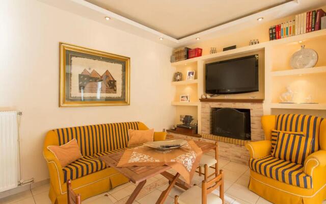 Mini Paradise Salamina - Private Pool Retreat