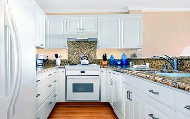 Wailua Bay View by CRH