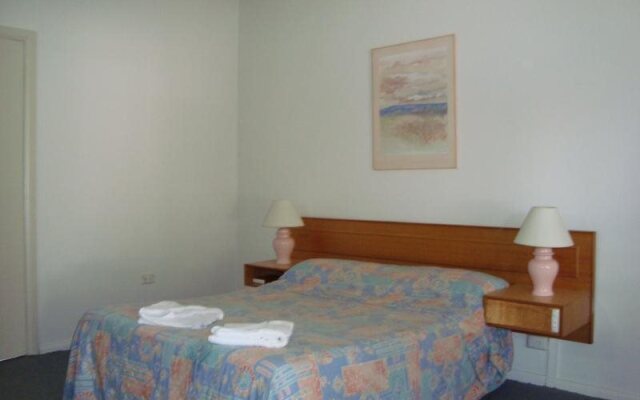 Blakehurst Motor Inn