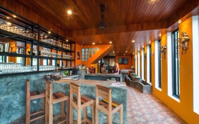 High So Low Cost ApartHotel