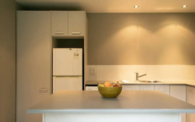 Leafy Beach Haven Retreat 1 Bedroom Close To CBD