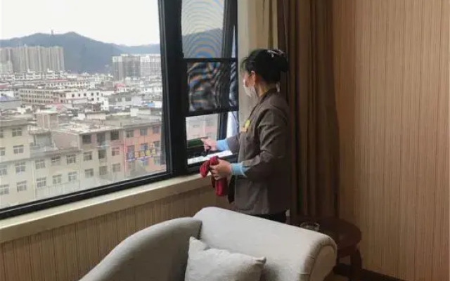 Vienna Hotel (Xixia)