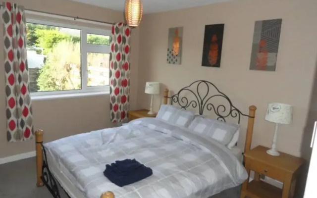 Immaculate 3-bed House in Fairbourne