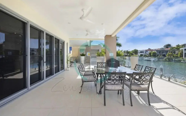 Luxury Marina Mansion Pool Gym BBQ Office
