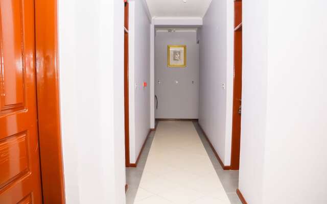 The Grand Villa Hotel