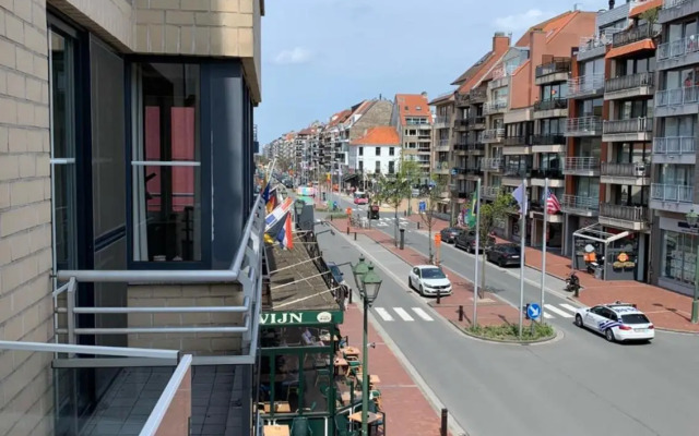 Nieuwbouwappartement Lippenslaan,met 2 zonnige terrassen