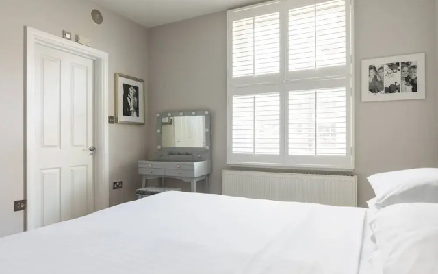 Oakley Street VII by Onefinestay