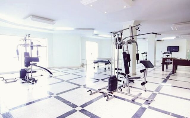 Rose Garden Hotel Suites