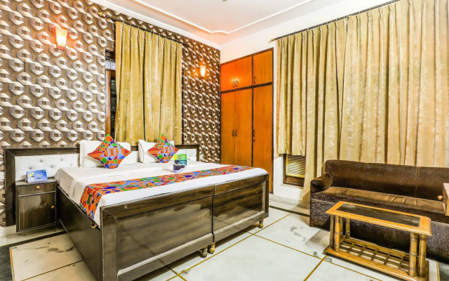 FabHotel Hari Villa