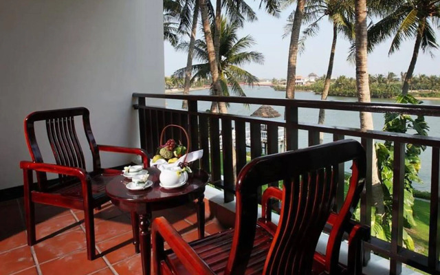 River Beach Resort and Residences