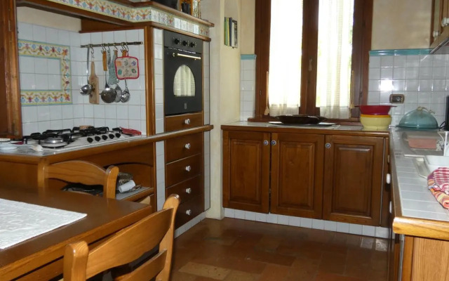 Scappo in Umbria, la Cantinetta