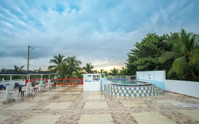 Hotel Playa Divina