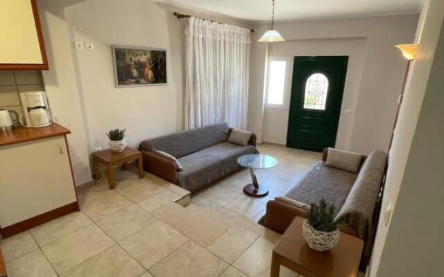 Lola Apartments
