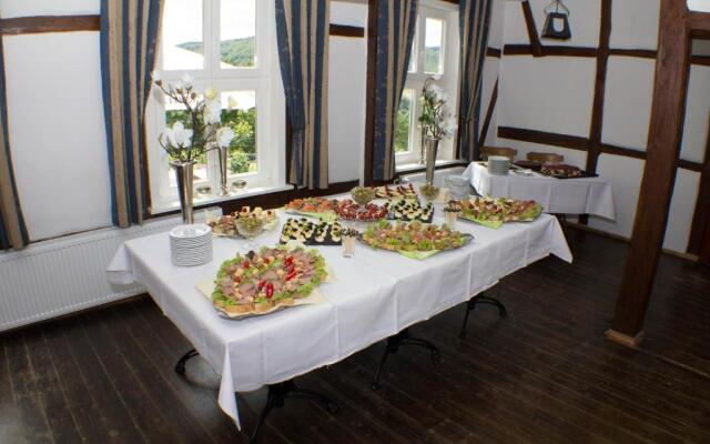 Gasthaus und Ferienwohnungen "Zum Büchsenmacher"