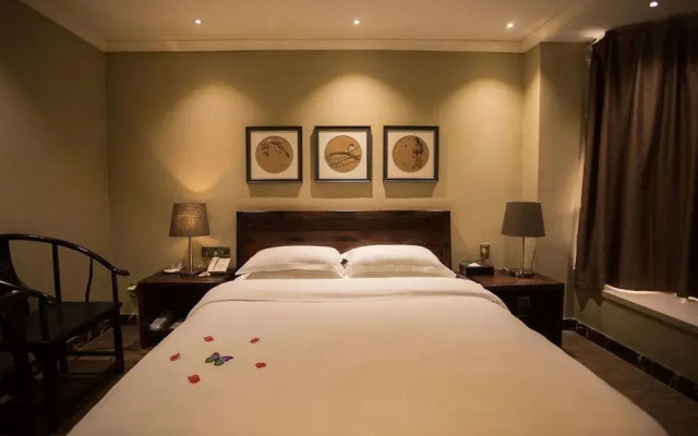 Century Boutique Hotel