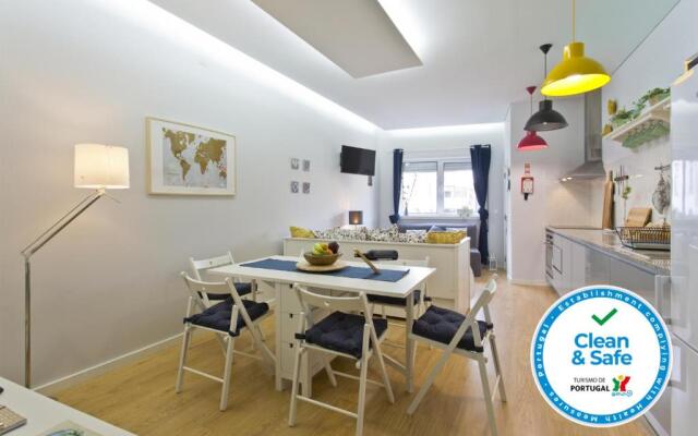 2 Comfortable Stunning Flats - City Center