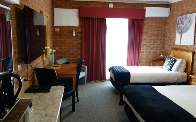 Central Yarrawonga Motor Inn – Guest Rooms – Yarrawonga