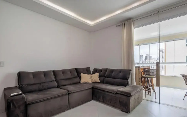 Apt w/ BBQ & Balcony, 450m From the Beach Sit1202