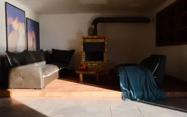 Moon Sea Inn