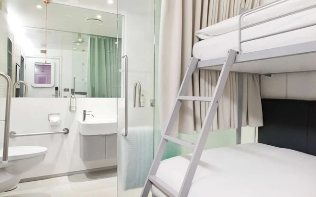 YOTELAIR London Gatwick