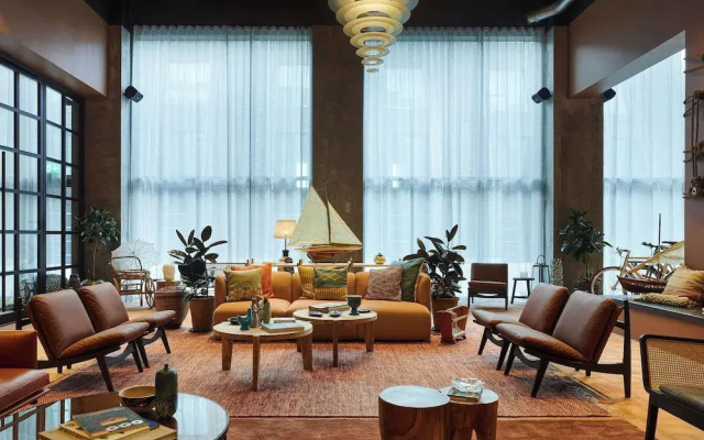 25hours Hotel Paper Island
