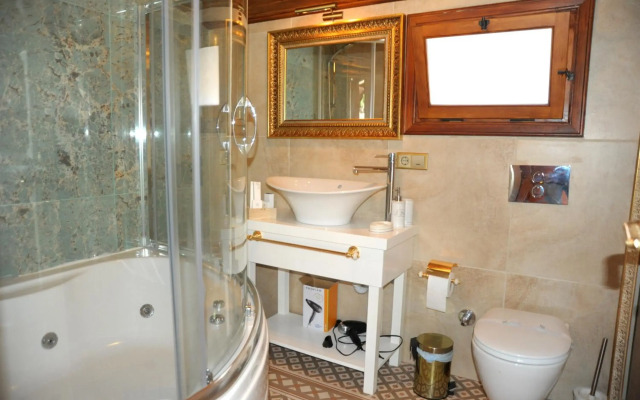 Lemon Villa Hotel - Adult Only