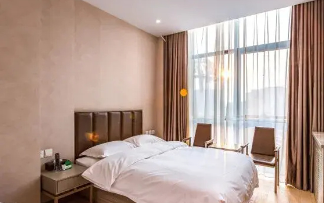 Huaxia Zhonghang Hotel