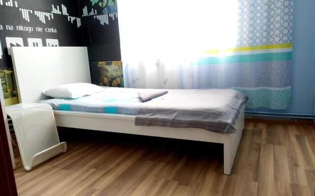 Economic Color Apartment