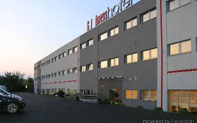 Iness Hotel