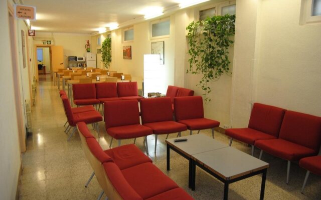 Hostel Studio