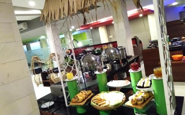 Hotel Candi Indah - Akpol Semarang