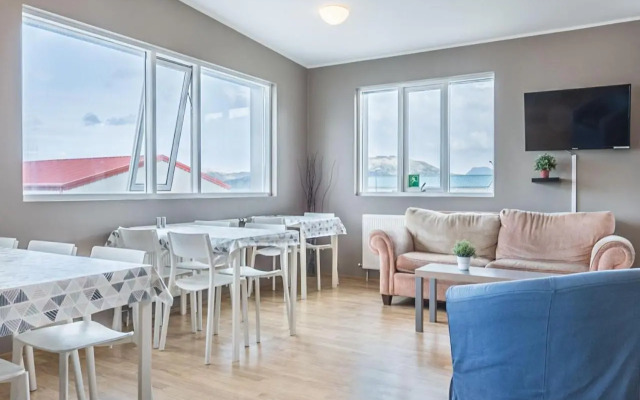 Stoð Guesthouse and apartments