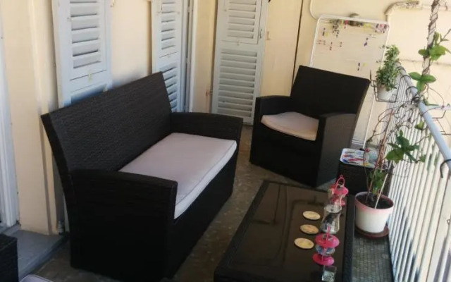 Happyfew - Le Garibaldi