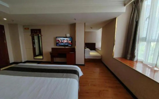 GreenTree Inn Luoyang Luolong District University City Zhangheng Street Express Hotel