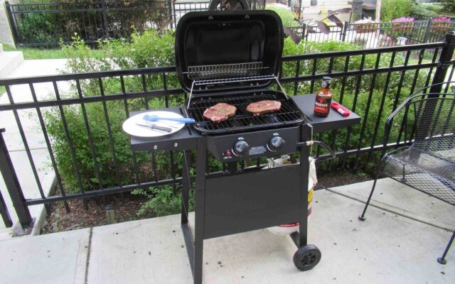 Upscale Townhome,banff,spruce Meadows ,pets