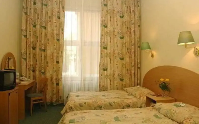 Hunguest Hotel Platanus