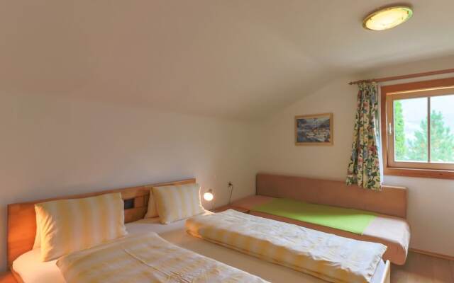 Cozy Holiday Home in Piesendorf near Ski Area