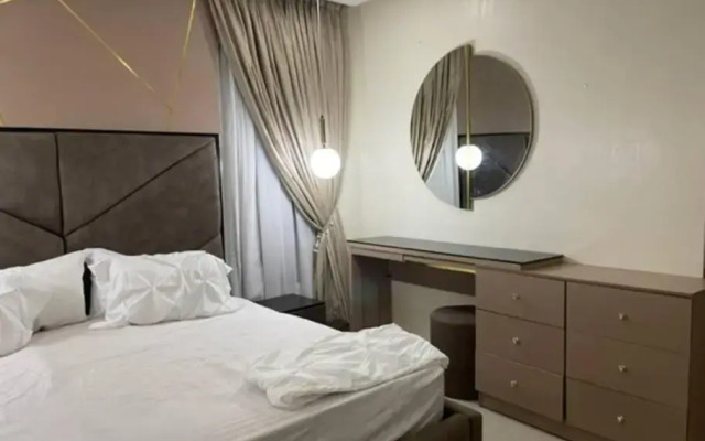 Cozy 3 bedroom flat in serene gated Ikoyi Estate