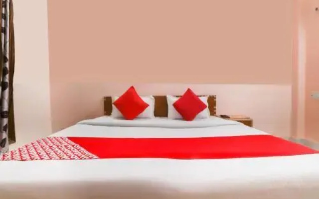 Radhe Radhe Dham by OYO Rooms