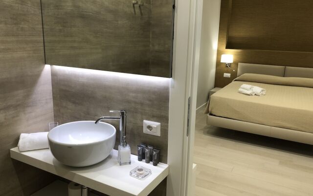 Isola Bella Infinity Suites