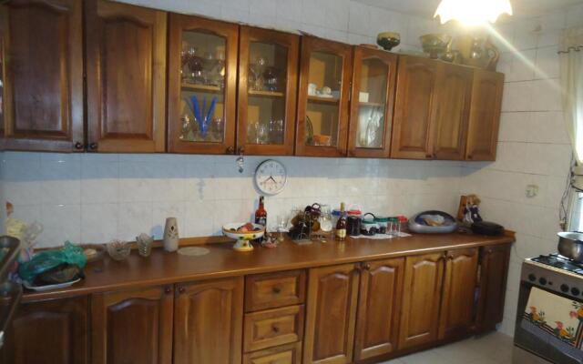 Egnate Ninoshvili Street N 34