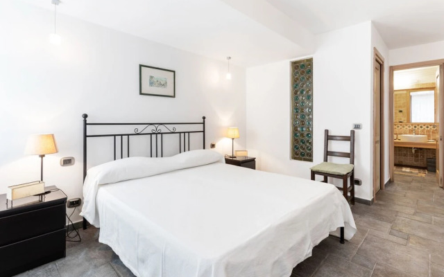 Penelope Seaview Apartment