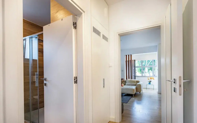 Christine Complex- Close to the Beach, Shared Pool