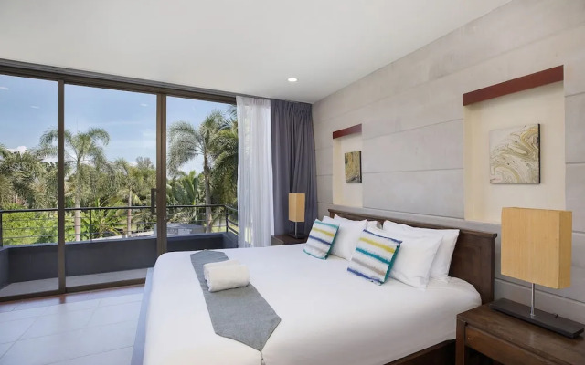 Stylish 3BR Pool Access Villa Argent 9