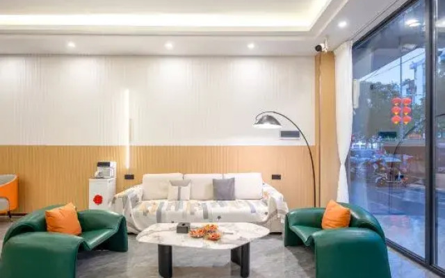 Yixuan Anlai S Hotel (Ding'an Bus Station)
