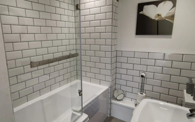 Short Stays Away 198